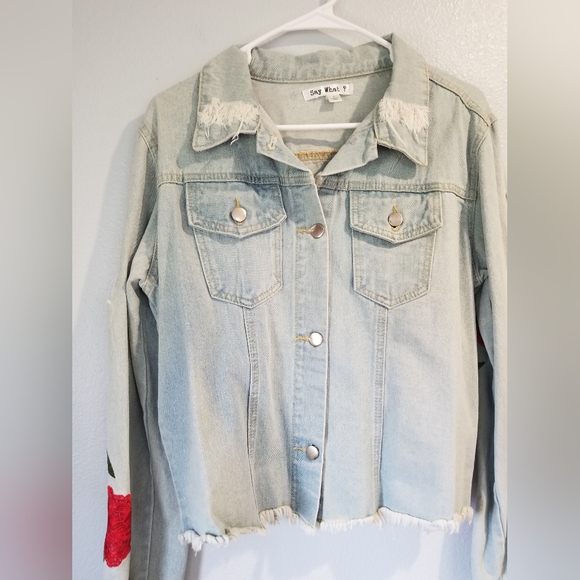 Womens Say What ? Distressed & Floral Enbroidered Denin Jacket Light Wash L - Picture 3 of 10